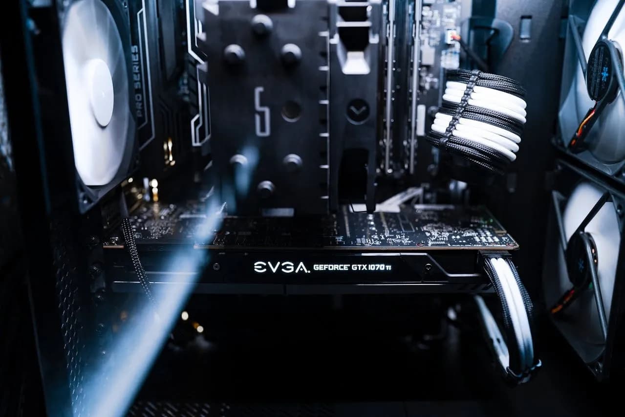 Jak podłączyć monitor do karty graficznej NVIDIA: 8 prostych kroków