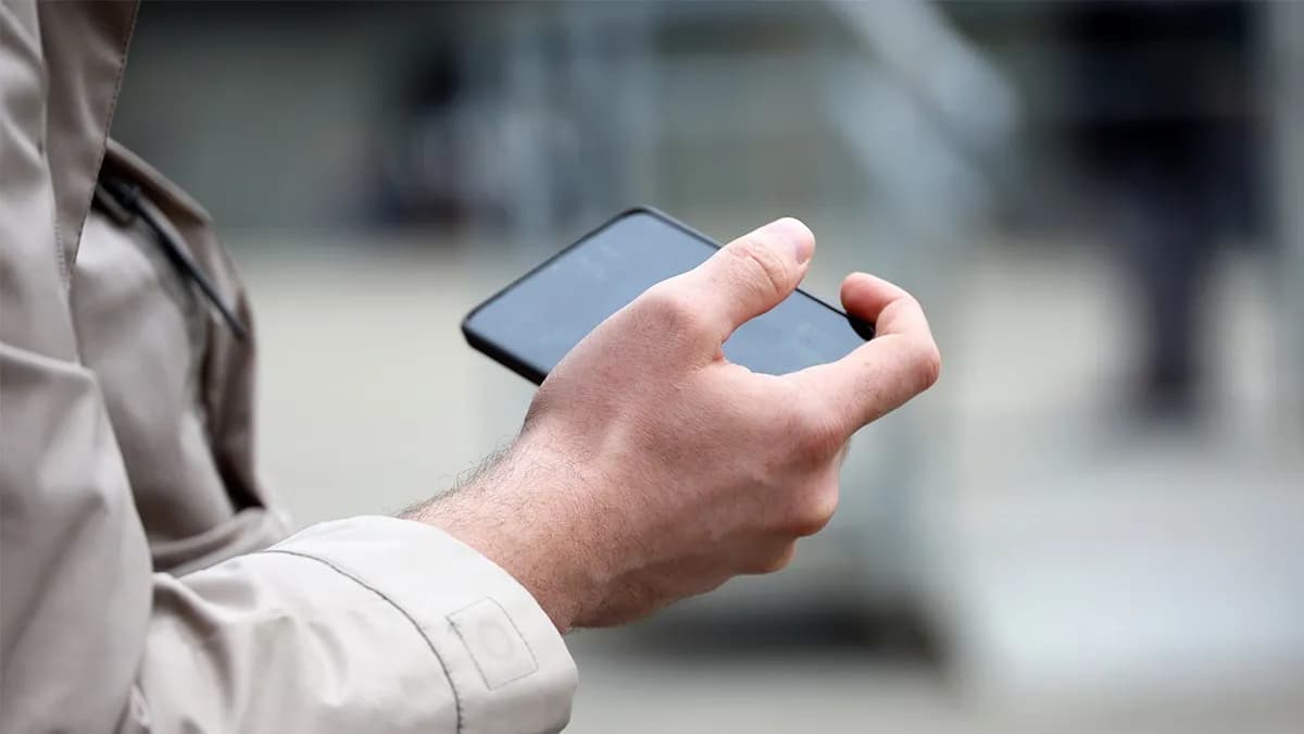 Jak pobrać obrazek na telefon - prosty sposób na każdym urządzeniu