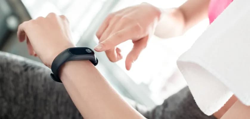 Jaki smartband z nfc: najlepsze modele do monitorowania zdrowia i płatności